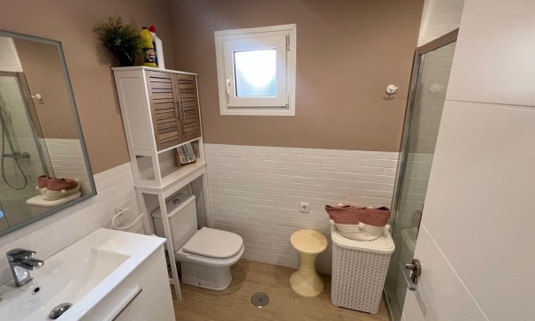 Revente - Appartement -
Torrevieja - La Mata pueblo