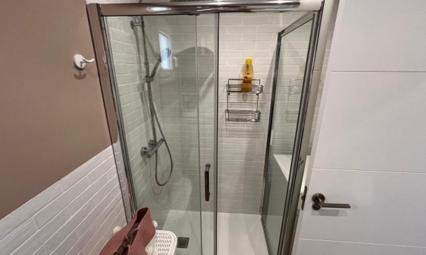 Revente - Appartement -
Torrevieja - La Mata pueblo