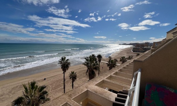 Revente - Appartement -
Torrevieja - La Mata pueblo