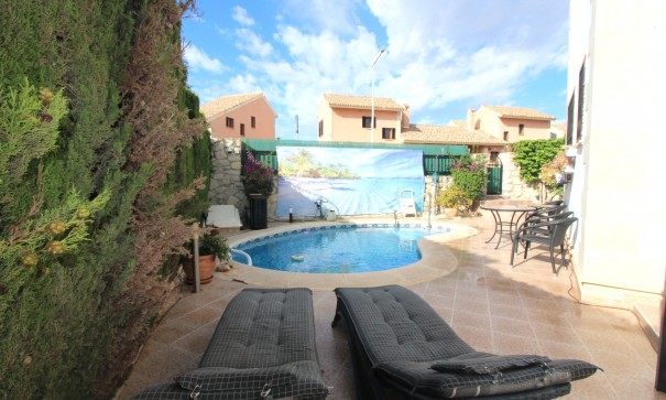 Revente - Villa Individuelle -
Algorfa - Algorfa (La Finca Golf)