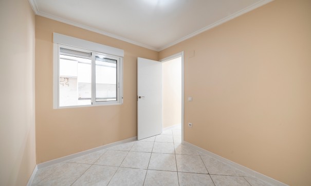 Herverkoop - Apartement Flat -
Torrevieja - El chaparral