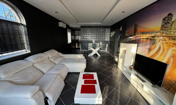 Sale - Detached Villa -
Torrevieja - San luis