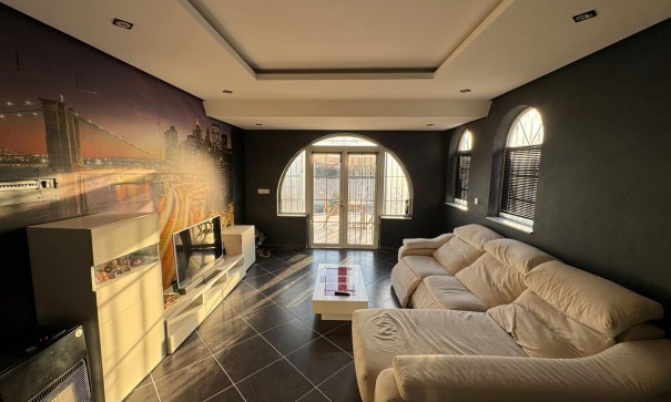 Sale - Detached Villa -
Torrevieja - San luis