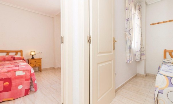 Venta - Apartamento piso -
Torrevieja - Centro