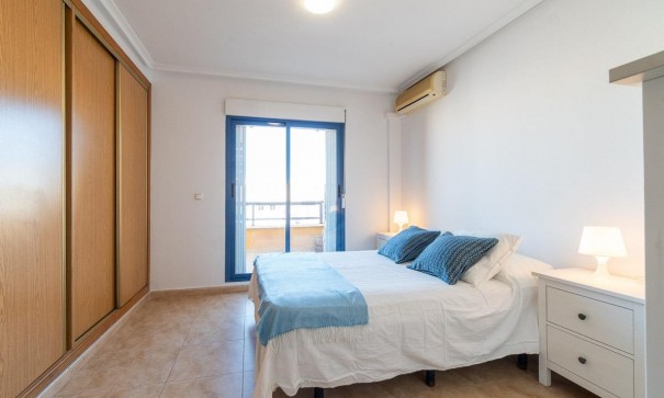 Sale - Apartment Flat -
Torrevieja - Centro