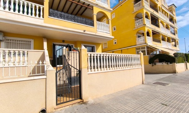 Sale - Apartment Flat -
Algorfa