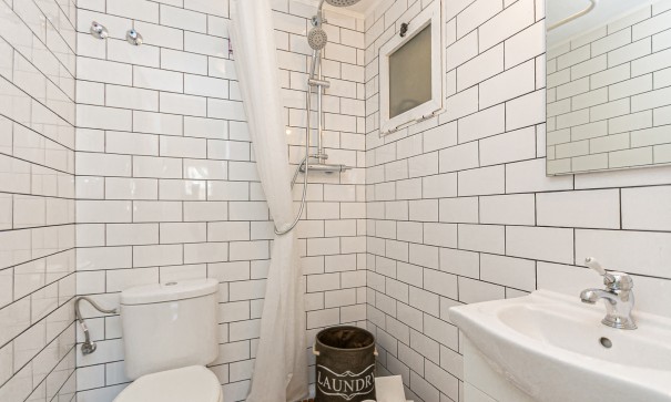 Sale - Town house -
Torrevieja - Torretas