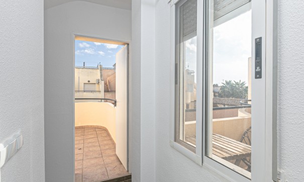 Sale - Town house -
Torrevieja - Torretas