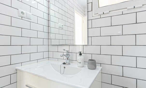 Sale - Town house -
Torrevieja - Torretas