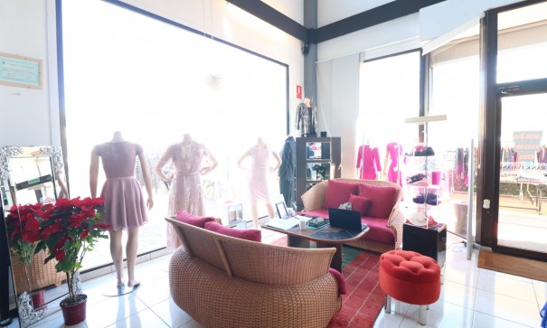 Sale - Commercial -
Algorfa - La Finca Golf Resort