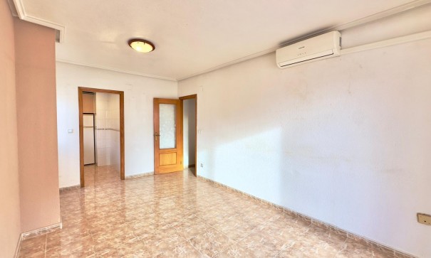 Herverkoop - Apartement Flat -
Torrevieja - Playa del cura