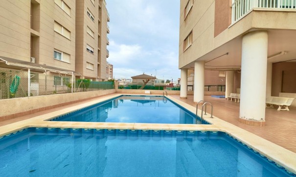 Herverkoop - Apartement Flat -
Torrevieja - Playa del cura