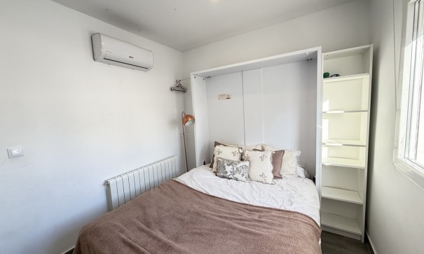 Videresalg - Fritliggende villa -
Villamartín