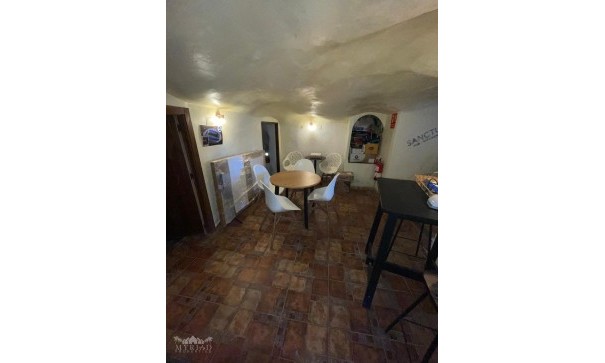 Sale - Commercial -
Pinoso - Pinoso Alicante