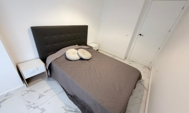 Venta - Apartamento piso -
Torrevieja - Playa del cura