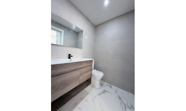 Venta - Apartamento piso -
Torrevieja - Playa del cura