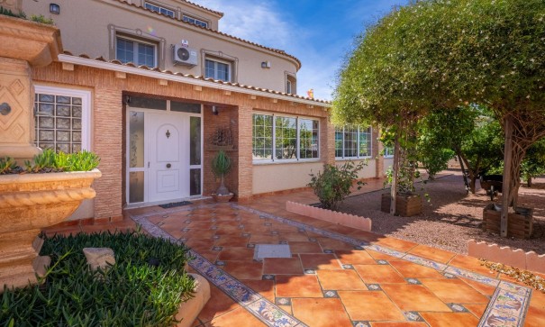 Sale - Detached Villa -
Torrevieja - El chaparral