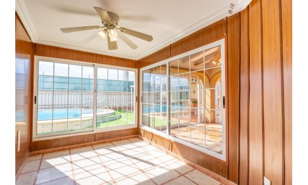 Sale - Detached Villa -
Torrevieja - El chaparral