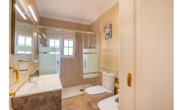 Sale - Detached Villa -
Torrevieja - El chaparral