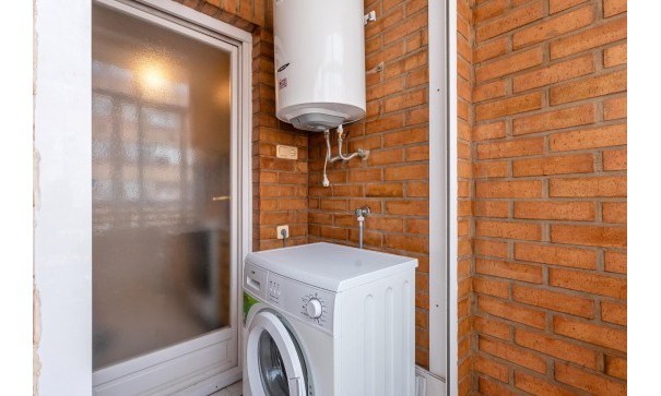 Sale - Apartment Flat -
Torrevieja - Centro