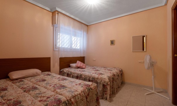 Sale - Apartment Flat -
Torrevieja - Centro