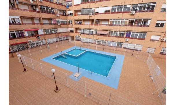 Sale - Apartment Flat -
Torrevieja - Centro