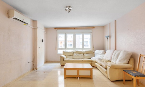 Sale - Apartment Flat -
Torrevieja - Centro - Muelle Pesquero