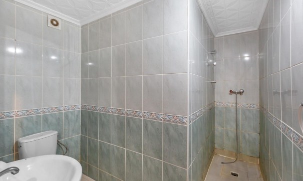 Sale - Apartment Flat -
Torrevieja - Centro - Muelle Pesquero