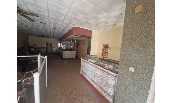 Sale - Commercial -
Torrevieja - Playa del cura