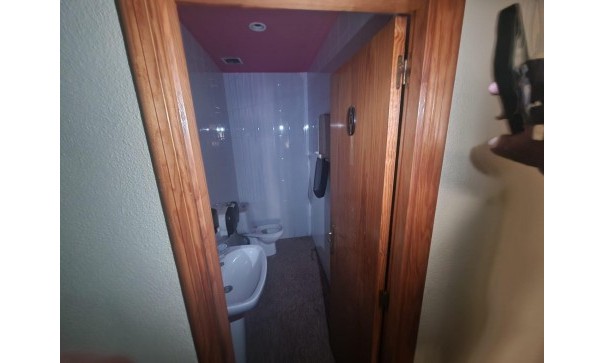 Sale - Commercial -
Torrevieja - Playa del cura