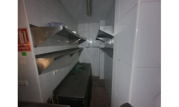 Sale - Commercial -
Torrevieja - Playa del cura