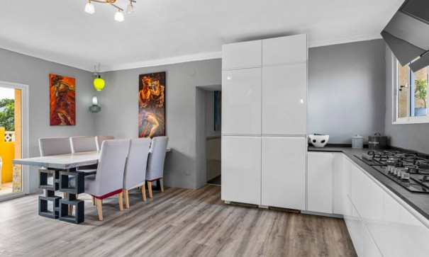 Venta - Finca Propiedad rural -
Los Montesinos