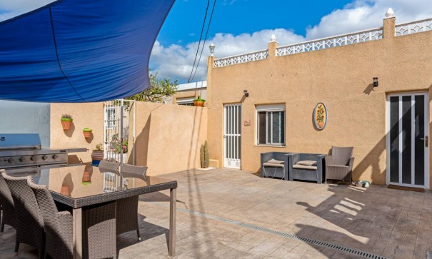 Venta - Finca Propiedad rural -
Los Montesinos