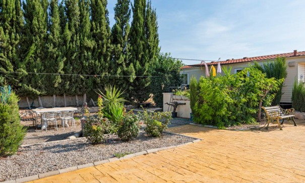 Venta - Finca Propiedad rural -
Los Montesinos