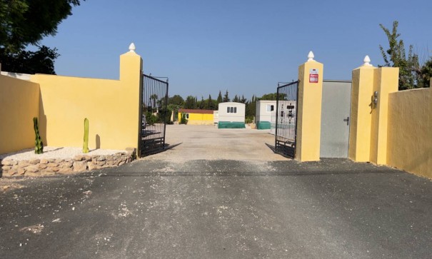 Venta - Finca Propiedad rural -
Los Montesinos