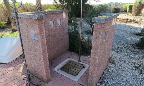 Återförsäljning - Finca lantlig egendom -
Orihuela