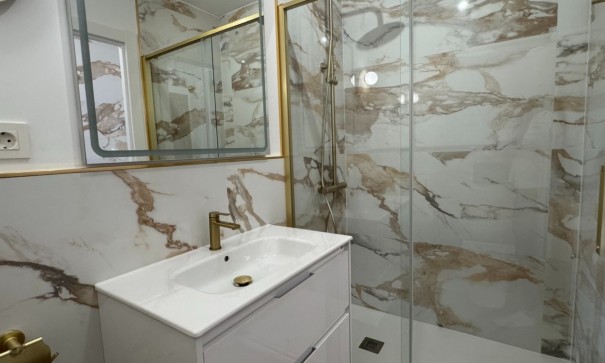 Venta - Apartamento piso -
Orihuela Costa - Punta Prima