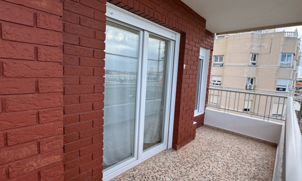 Venta - Apartamento piso -
Orihuela Costa - Punta Prima