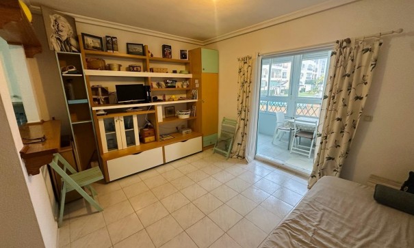 Venta - Apartamento piso -
Torrevieja - La Mata
