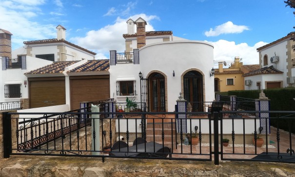 Venta - Chalet Independiente -
Algorfa - La Finca Golf