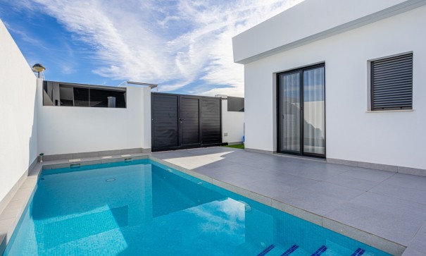 Venta - Chalet Independiente -
Torre Pacheco - Roldán