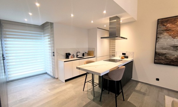 Venta - Chalet Independiente -
Algorfa