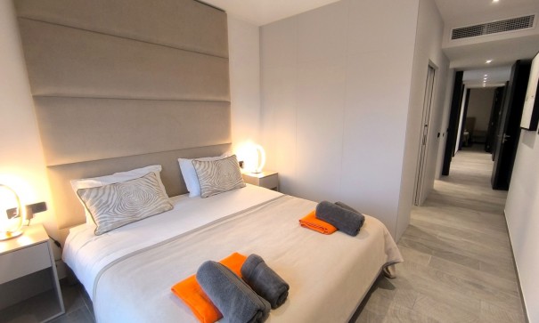 Venta - Chalet Independiente -
Algorfa