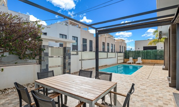 Venta - Chalet Independiente -
Ciudad Quesada - Rojales - Ciudad Quesada