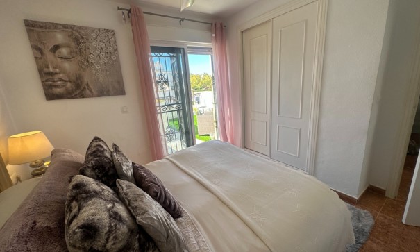 Venta - Casa de pueblo -
Orihuela - Entre Naranjos - Vistabella