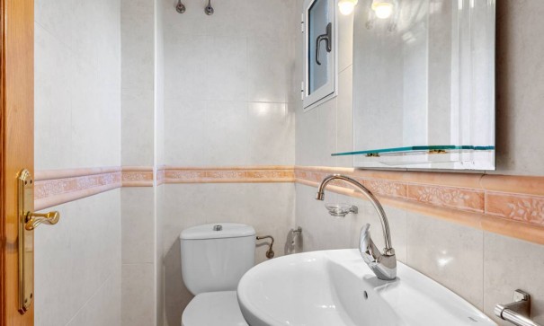 Videresalg - Finca landejendom -
Los Montesinos