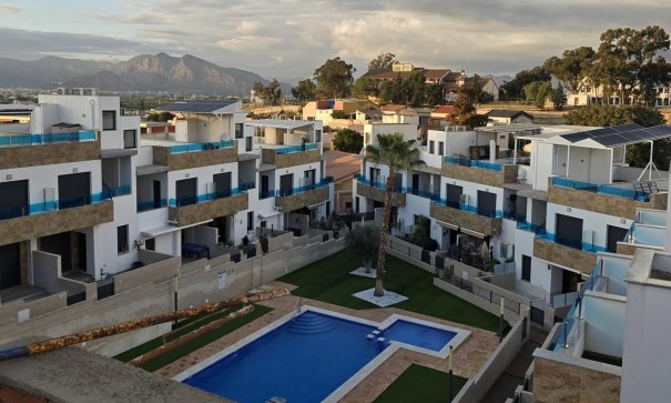 Obra Nueva - Casa de pueblo -
Bigastro - pueblo