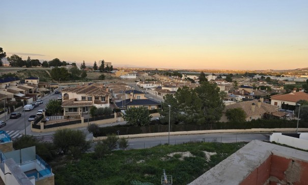 Obra Nueva - Casa de pueblo -
Bigastro - pueblo