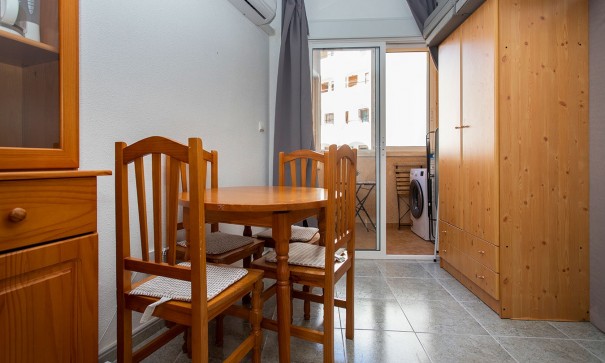 Sprzedaż - Apartament mieszkanie -
Torrevieja - Playa Los Locos
