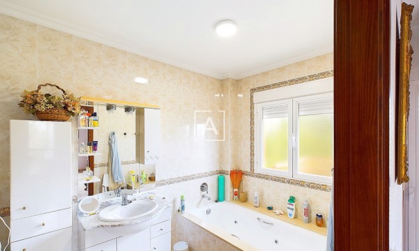 Venta - Chalet Independiente -
Pinar de Campoverde